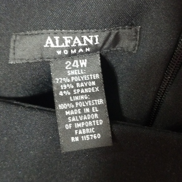 Plus 24w classic black pencil skirt - Picture 5 of 5